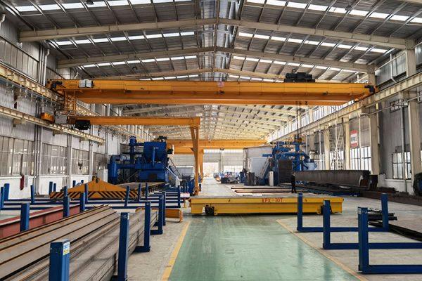 جرثقیل برای کارخانه